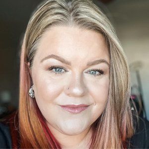 Meet the Posher, Kelsey